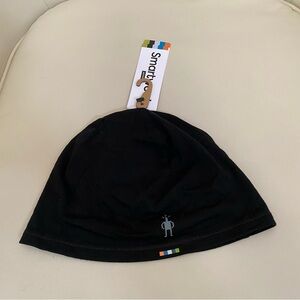 New with tag Smartwool Active wool blend lightweight black beanie OS